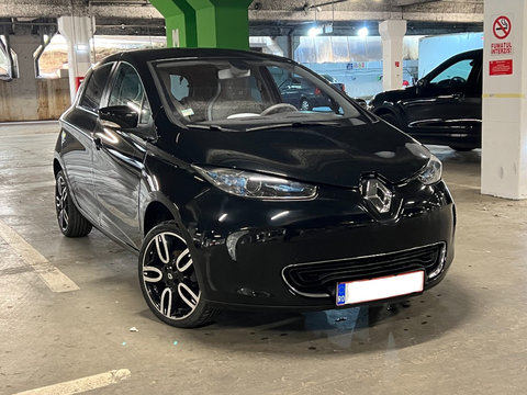 Dezmembrez Renault Zoe piese dezmembrari