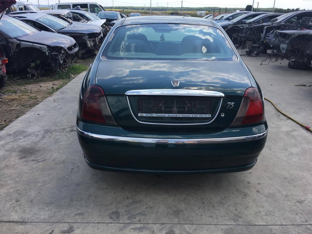 Dezmembrez Rover 75