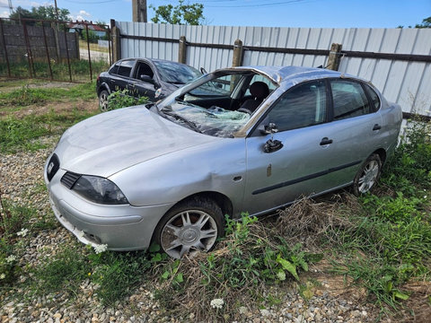 Dezmembrez Seat Cordoba 1.9 TDI din 2006