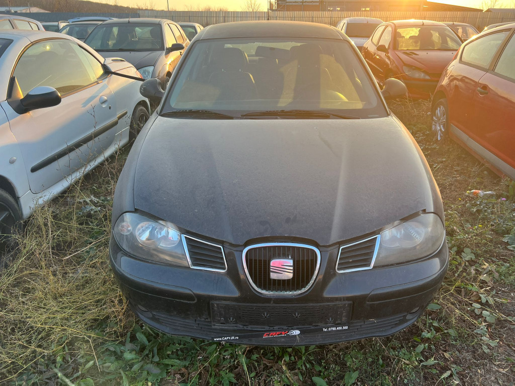 Dezmembrez Seat Ibiza 1.2 12v tip motor BME tip cutie LVE 2005