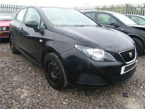 Dezmembrez Seat Ibiza 5, 1.2b, orice piesa!