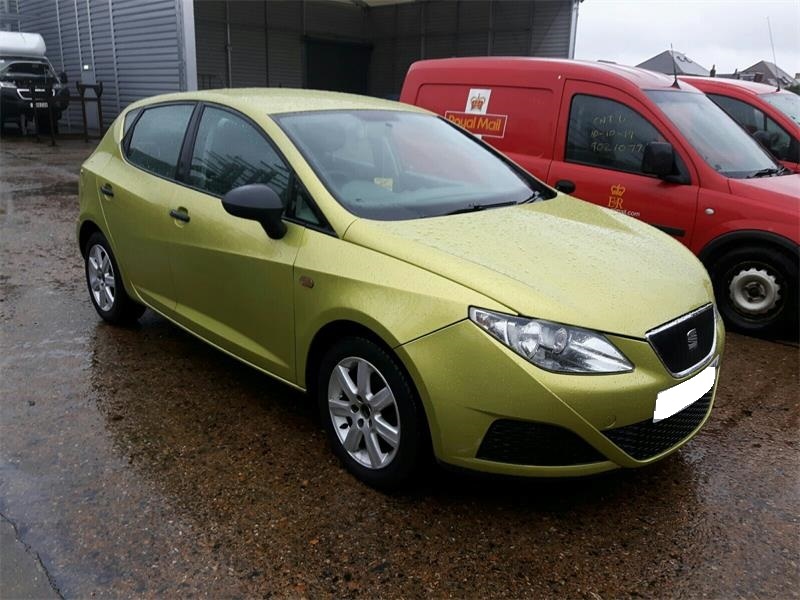 Dezmembrez Seat Ibiza V 2008 Hatchback 1.2