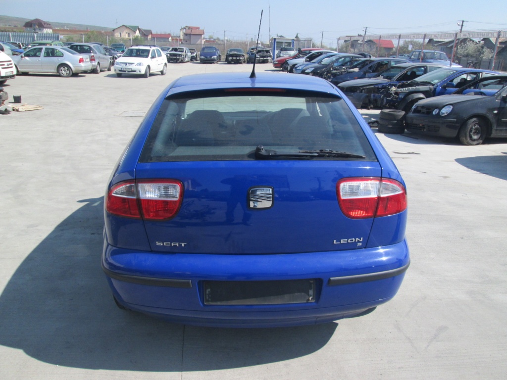 Dezmembrez seat leon 1.6 16v din 2003