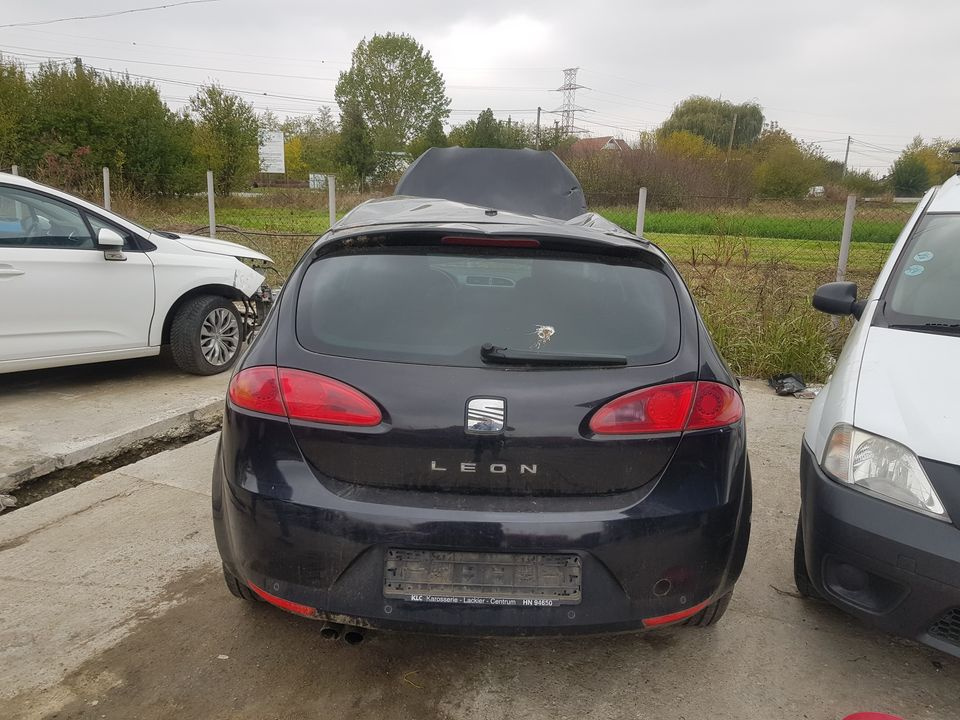 Dezmembrez Seat Leon 1P 1.4 TSi 122 cai 