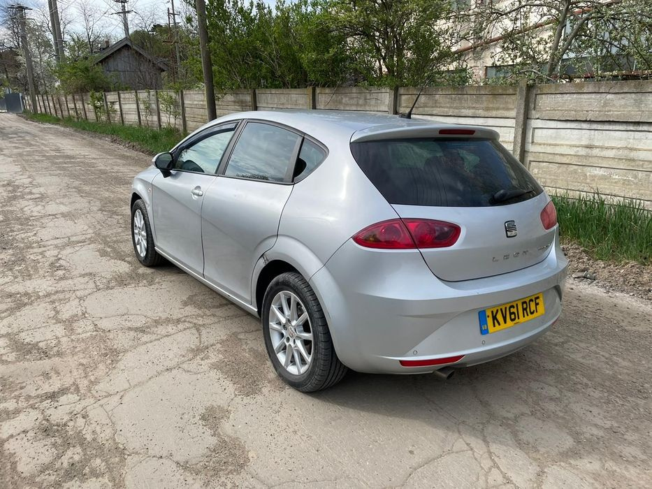 Dezmembrez Seat Leon 2011 1.6 tdi cod ca