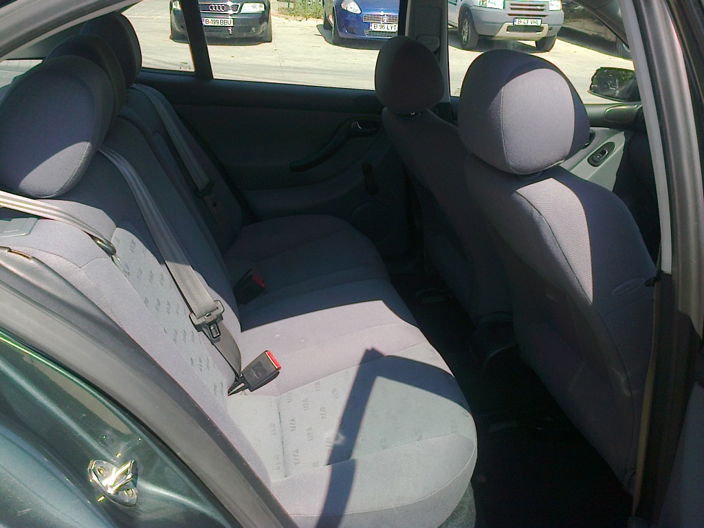 Dezmembrez Seat Leon, an 2002,