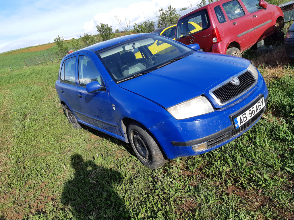 Dezmembrez skoda fabia 1.4 benzina
