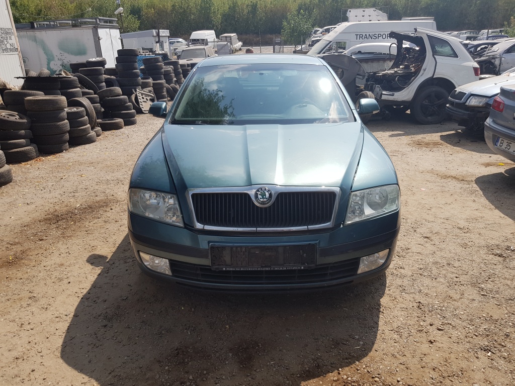 Dezmembrez Skoda Octavia 2 1.9 TDI BJB euro 3 2005