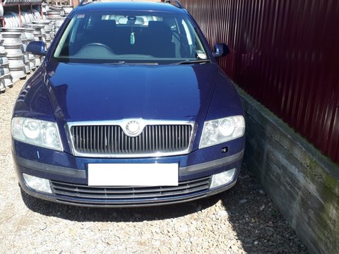 Dezmembrez Skoda Octavia 2 combi fabricatie 2006 2.0 Tdi Bkd