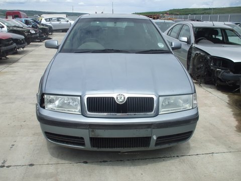 Dezmembrez Skoda Octavia