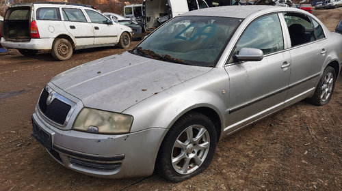 Dezmembrez Skoda Superb 2.5 tdi piele,na