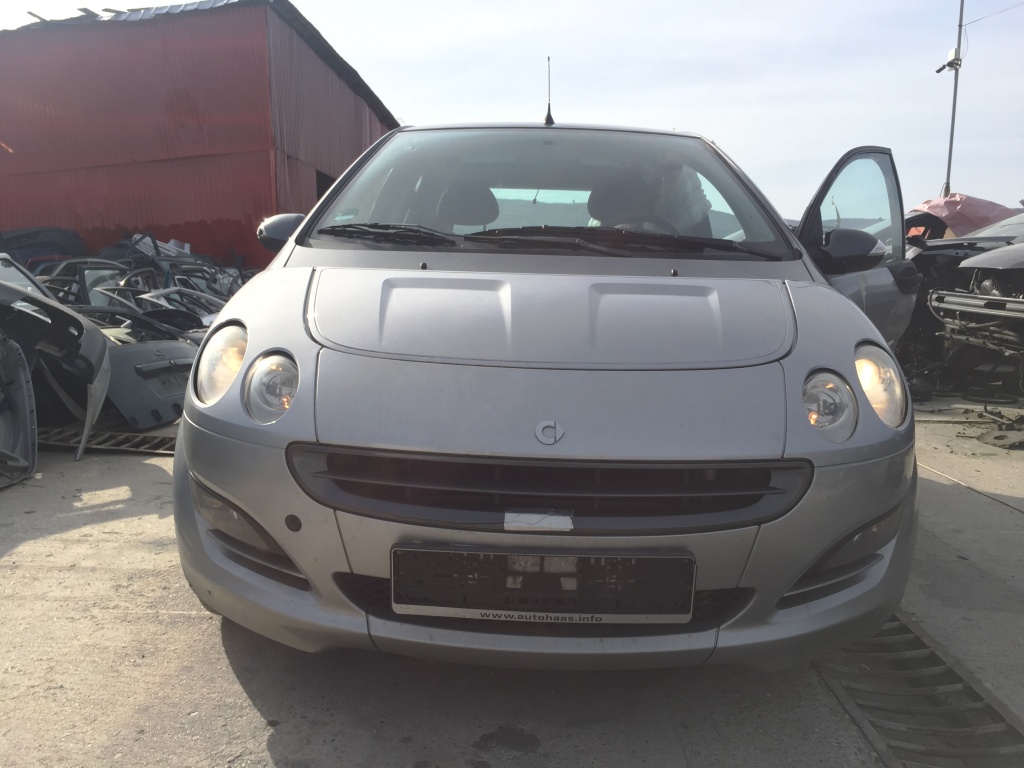 Dezmembrez Smart ForFour 1.3i PANORAMIC