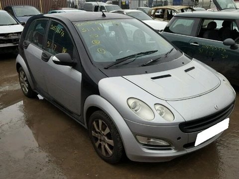 Dezmembrez Smart Forfour an fabr. 2004, 1.1i