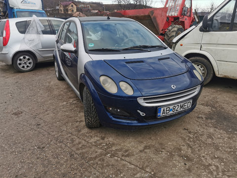 Dezmembrez Smart ForFour diesel in stare perfecta,in Cluj