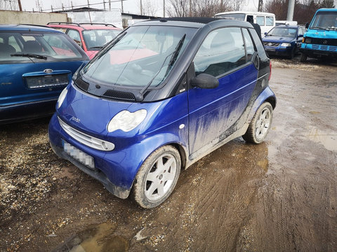 Dezmembrez Smart Fortwo Cabrio facelift 0.8 CDI (OM660), an 2001