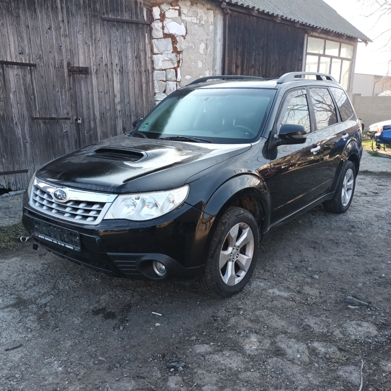 Dezmembrez Subaru FORESTER (SH) 2008 - 2013 2.0 D AWD EE20Z ( CP: 147, KW: 108, CCM: 1998 ) Motorina