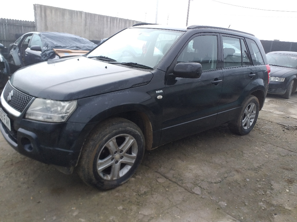 Dezmembrez Suzuki Grand Vitara , an 2006