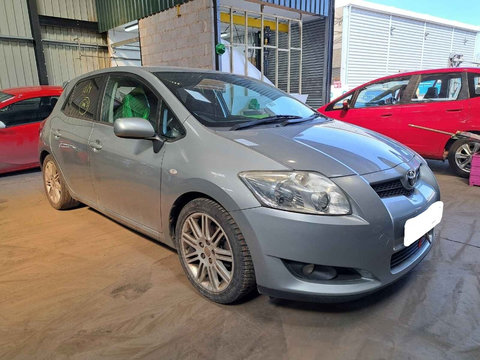 Dezmembrez Toyota Auris 2008 HATCHBACK 1.6 i 1ZRFE