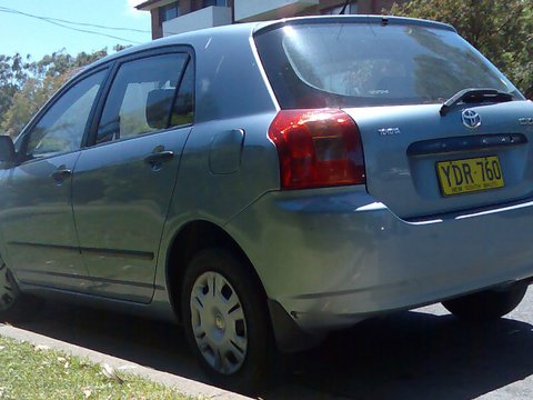 Dezmembrez Toyota Corolla 4 usi an 2003 1.6 vvti