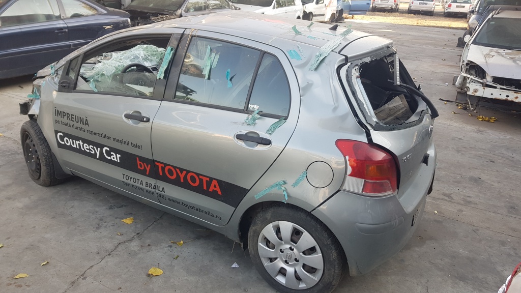 Dezmembrez Toyota Yaris 1.4S an 2008