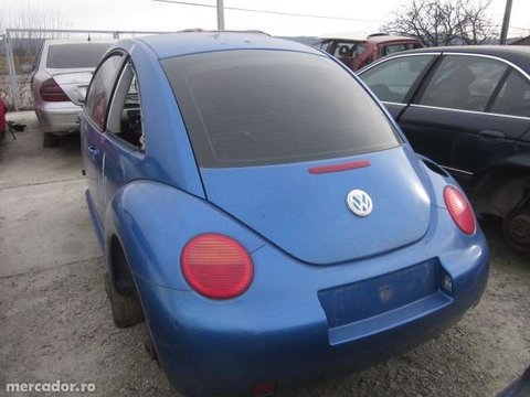 Dezmembrez Volkswagen Beetle 1.9 tdi an fabricatie 2002.
