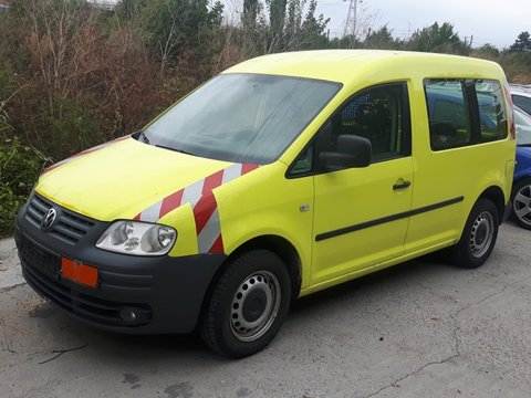 Dezmembrez Volkswagen Caddy Motor BMM 2.0TDI