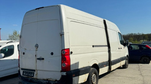 Dezmembrez Volkswagen Crafter 2.5 d 6 tr