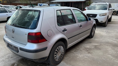 Dezmembrez Volkswagen Golf 4 2001 HATCHB