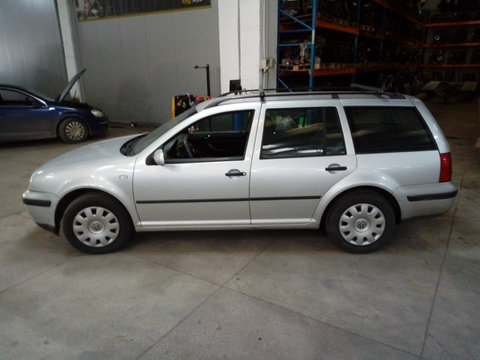 Dezmembrez Volkswagen Golf 4 2002 BREAK 1.9 TDI