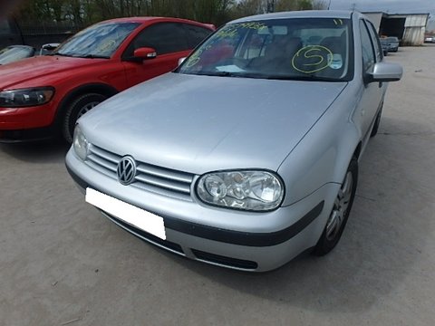 Dezmembrez VOLKSWAGEN GOLF 4, an fabr. 2004, 1.4i