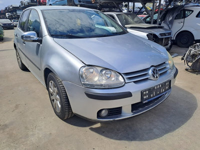 Dezmembrez Volkswagen Golf 5 1.4 TSi an 2005 cod m