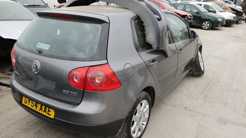 Dezmembrez Volkswagen Golf 5 2.0tdi 1.9t