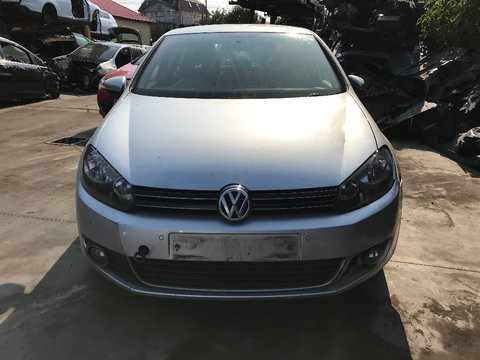 Dezmembrez Volkswagen Golf 6 2009 Hatchback 2.0 Tdi