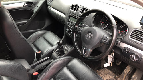 Dezmembrez Volkswagen Golf 6 2010 Hatchb