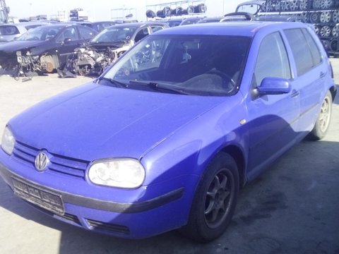 Dezmembrez Volkswagen Golf, an 1998