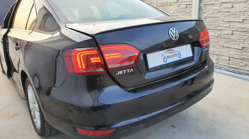 Dezmembrez Volkswagen Jetta 2014 berlina
