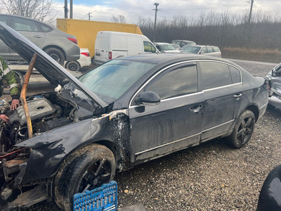 Dezmembrez Volkswagen Passat b6 2.0 TDI tip motor 