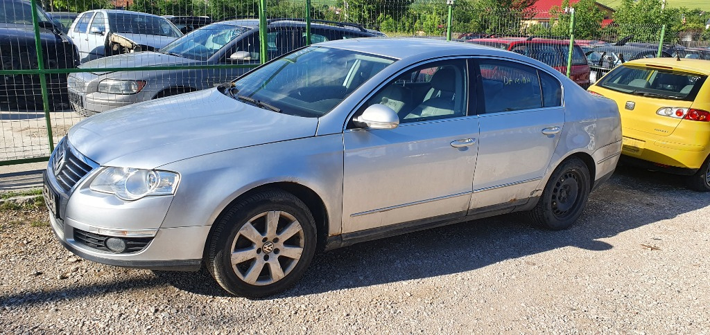 Dezmembrez Volkswagen Passat B6 2005 Limuzină 2.0 d