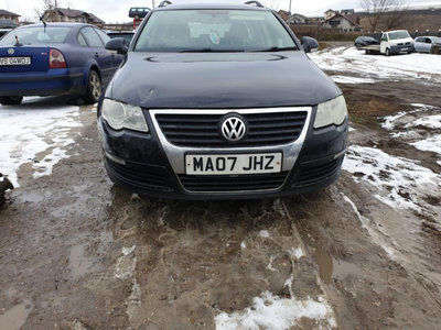 Dezmembrez Volkswagen Passat B6 2006 COMBI 2.0