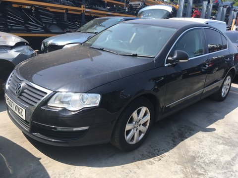 Dezmembrez Volkswagen Passat B6 2007 berlina 2.0 tdi