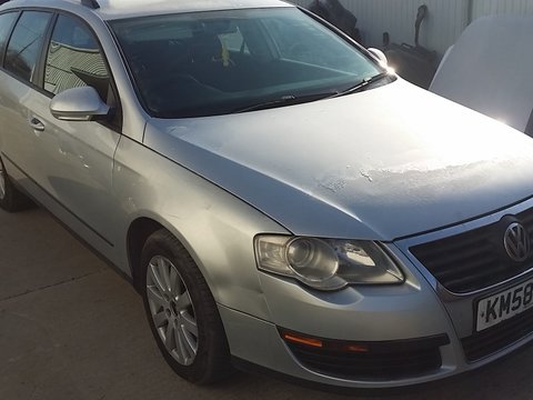 Dezmembrez Volkswagen Passat B6 2007 Combi 1.9 TDI