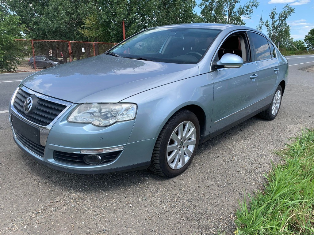 Dezmembrez Volkswagen Passat B6 2007 LIM