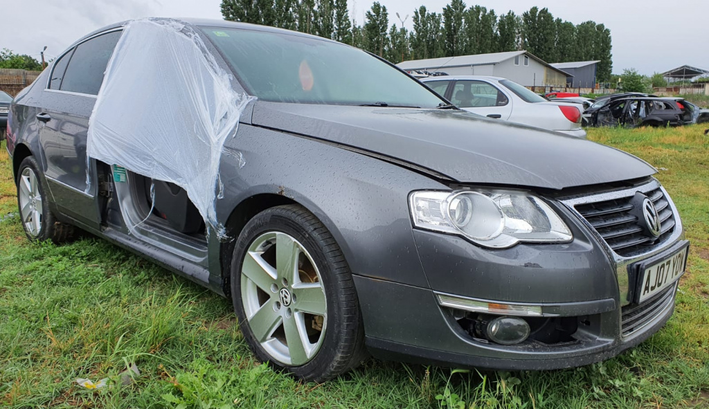 Dezmembrez Volkswagen Passat B6 2007 Sed