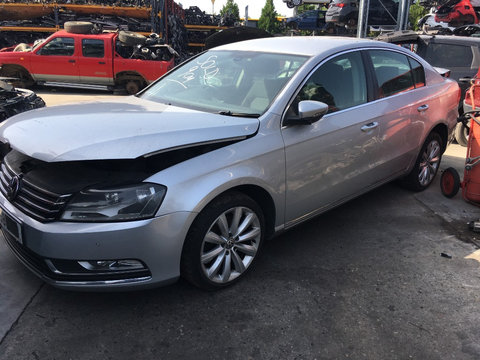 Dezmembrez Volkswagen Passat B7 2013 Limuzina 2.0 TDI