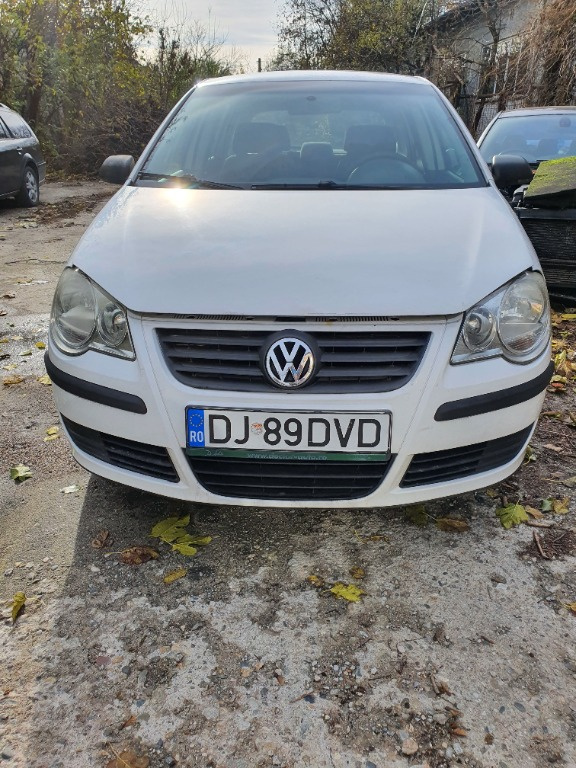 Dezmembrez Volkswagen Polo 9N facelift 1.4 TDI