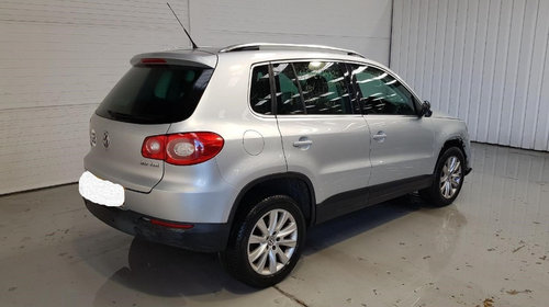 Dezmembrez Volkswagen Tiguan 2008 SUV 2.