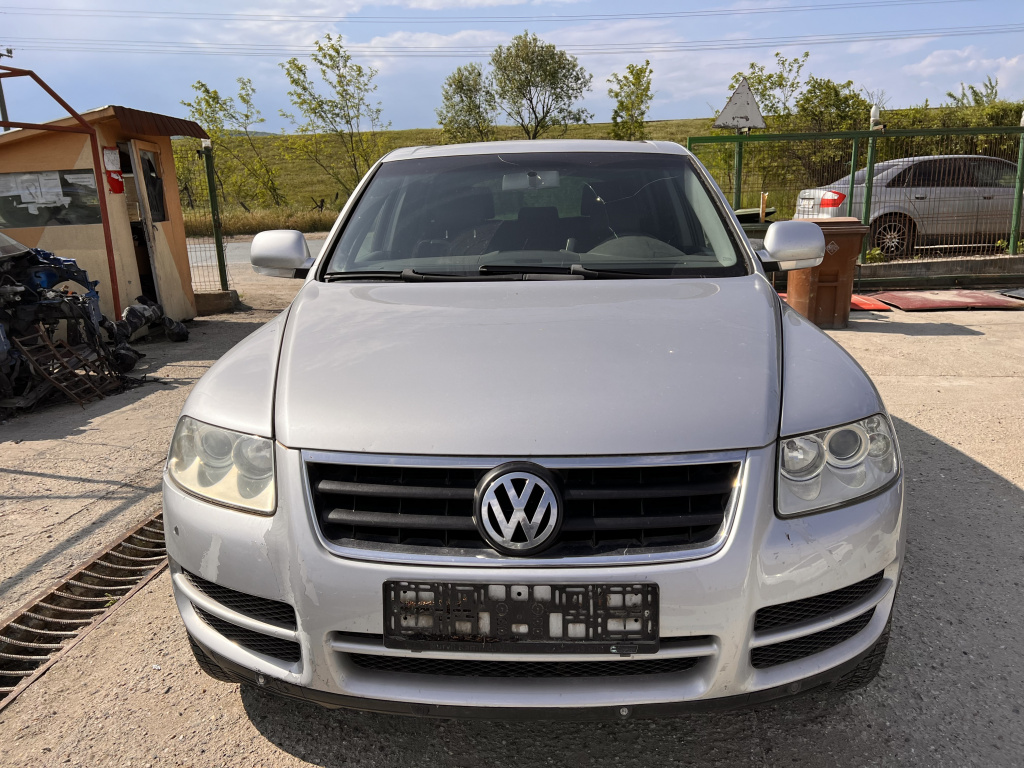 Dezmembrez Volkswagen touareg 2.5 TDI BAC