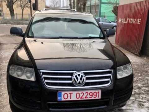 Dezmembrez Volkswagen Touareg 7L 2.5BAC 2005