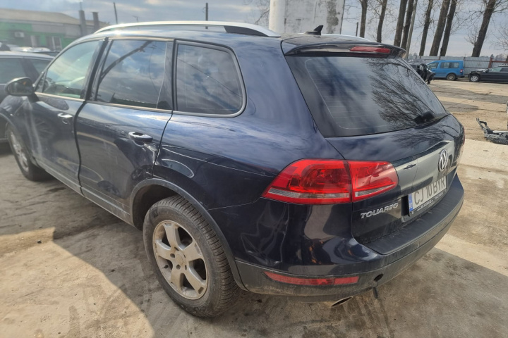 Dezmembrez Volkswagen Touareg 7P 2011 su