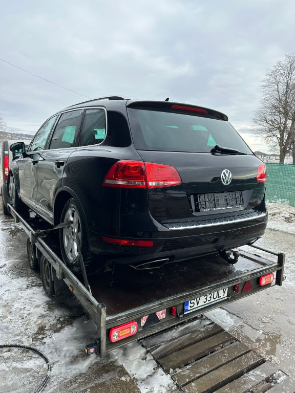 Dezmembrez Volkswagen Touareg 7P de Europa 3.0 Diesel Automat Cod Motor: CRC